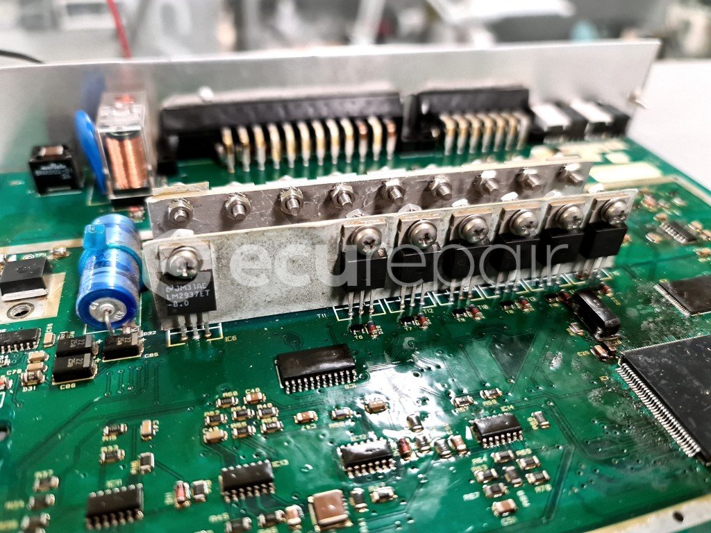 New Holland FX40-50-60 Series Printed Circuit Board 84807143 Repair Service